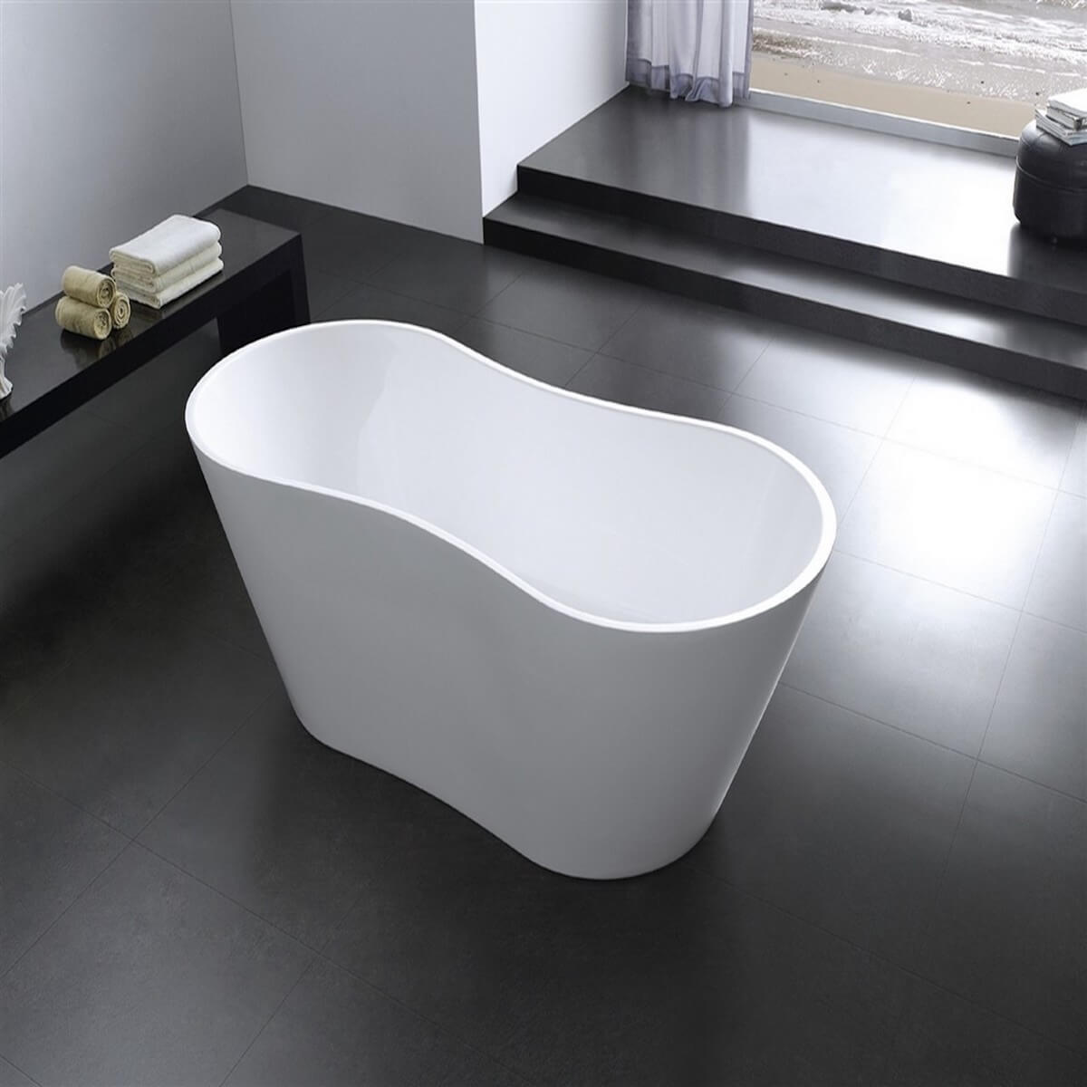 KubeBath Onde 67" White Free Standing Bathtub KFST1967